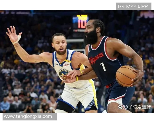 詹姆斯领衔湖人大胜勇士，火箭不敌76人遭遇三连败